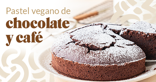Pastel vegano de chocolate y café